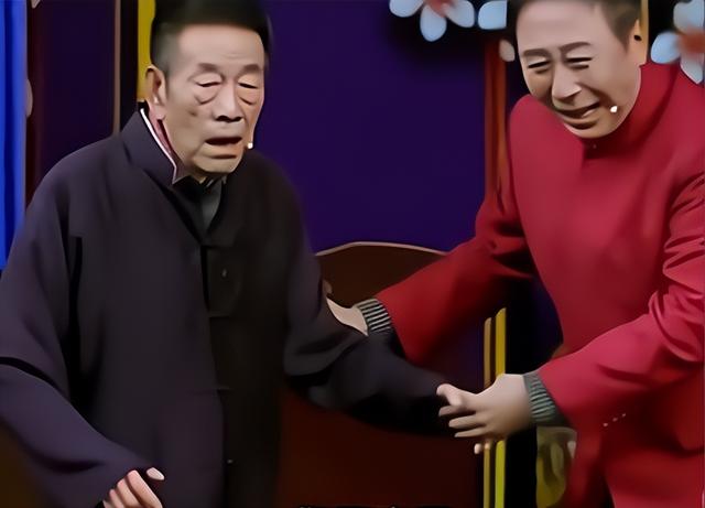 杨议曝冯巩没来葬礼真相！打了俩电话没接，送来一纸公函，不简单