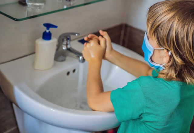 甲流进入高峰！医生呼吁：苹果甘蔗先靠边，这4样赶紧安排上！