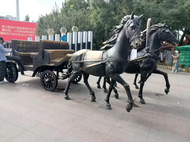 一场温暖的送学之旅，攒了首可克达拉新城与少年的歌