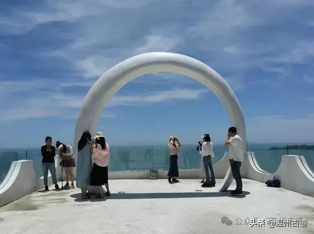 江滨海景黄金岸,省却远途下苍南!