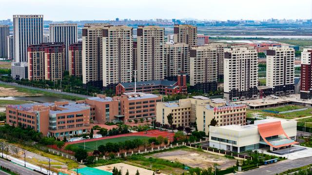 探寻青岛上合示范区：在开放中茁壮成长，谱写和合共生新华章