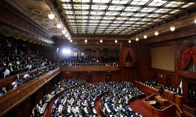 172：233！日本政坛已变天	，新首相人选不简单，对华态度成焦点