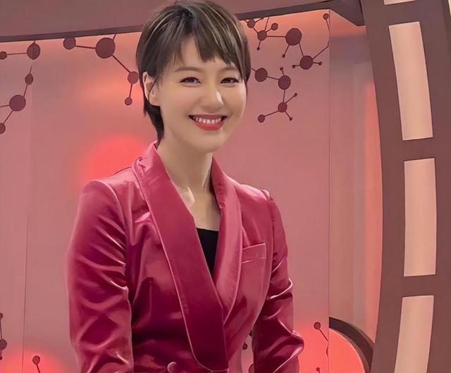 私生活混乱	、被央视开除、陪睡上位？王冠身上的标签究竟有多离谱