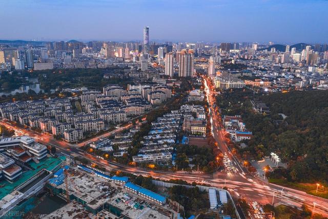 江苏省下一个黑马城市已定？不是无锡南通，有望成第二个“郑州”