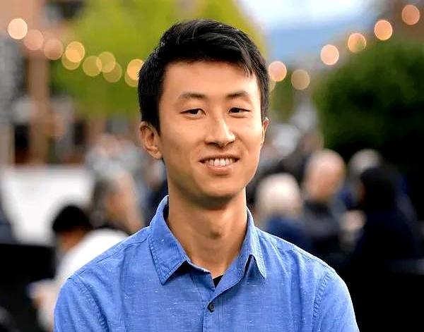 奥斯卡提名华裔导演刘冰，新作《彼岸》讲述纽约华裔移民的挣扎