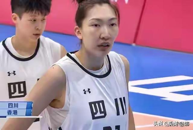 全运女篮-四川狂胜香港73分豪取两连胜 李梦25分+7人上双