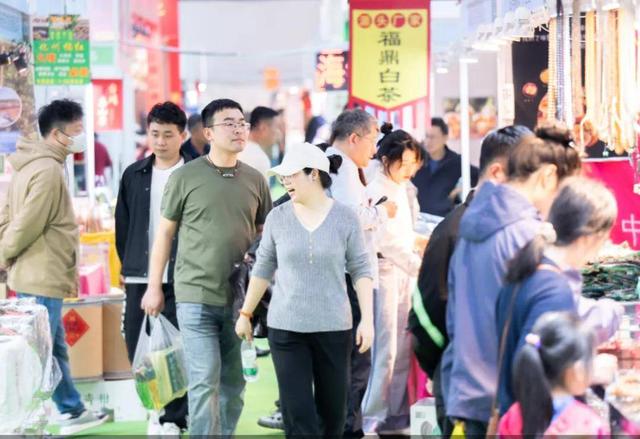 十一月末的茶都杭城，去哪里才能暖胃暖身又暖心？