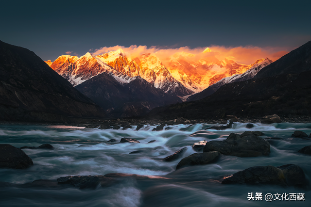 天啊，连万茜着迷的南迦巴瓦，世上还有比它更美的山峰吗？