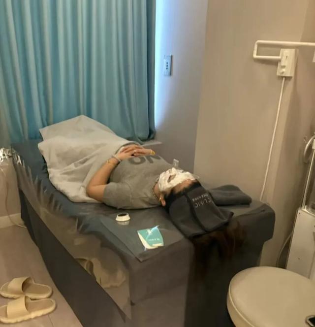 在中国爆火的“美女天堂”，拯救韩国旅游