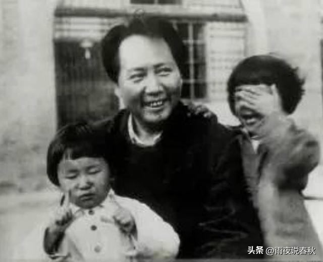 85年，李讷去探望妈妈途中偶遇李银桥，李：我把我同事介绍给你吧