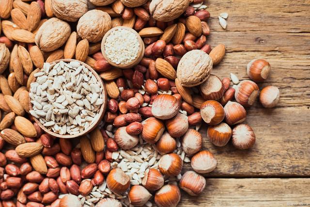 甲流离世的人上涨！李兰娟：少吃苹果，多吃这6样，提高免疫力！