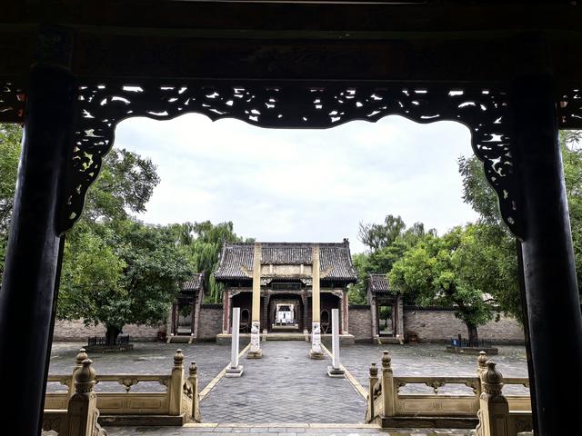 2025年稻城亚丁自驾之旅（4）榆次老城