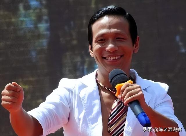 善恶到头终有报！成名后就抛妻娶粉的宋小宝	，如今的下场大快人心