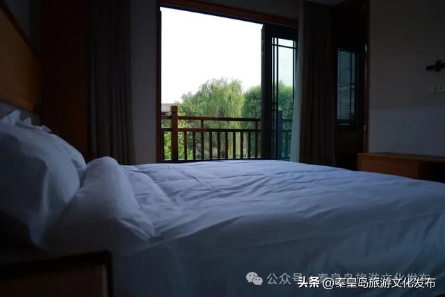 免费！秦皇岛这个特色小镇开园啦，美似江南，夜景迷人！