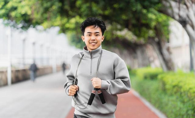4种运动被称为“长寿运动”，每天选一种坚持30分钟，健康长寿