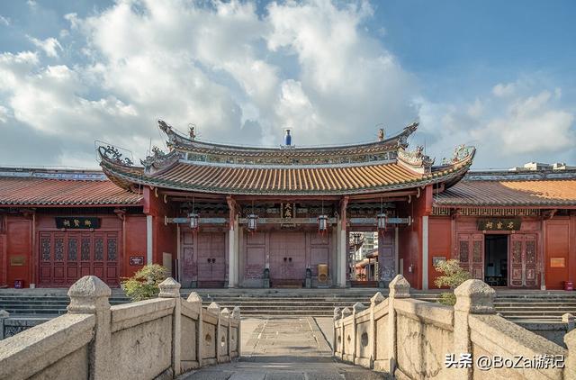 红墙藏古韵，鳌鱼萌出圈，揭阳学宫免费逛出惊喜感