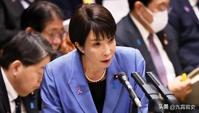 特朗普撕毁承诺	，上亿军火将抵台，中方再抛美债，美国大动脉被切