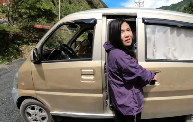 35岁美女被渣男骗财骗色，开二手面包进藏 寻爱情，择偶要求引群嘲