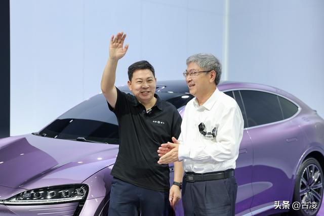 远超比亚迪！暴赚4800亿，出口114万辆，有心机汽车巨头闷声发财
