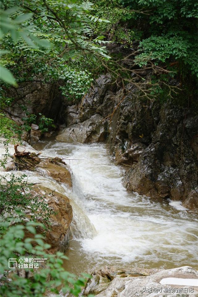 距西安3h的隐世秘境，又美又仙又惊险！人称小华山，看一眼就腿软