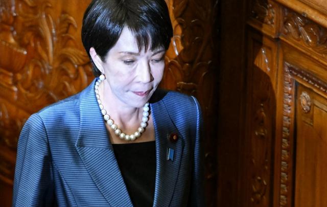 中方发布公告	，对日本断供稀土，不到24小时，高市要求撤回制裁