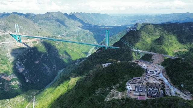 花江峡谷大桥打造世界级桥旅融合发展模式新典范