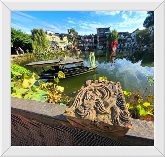 浸在烟火与诗意里的弦高古镇