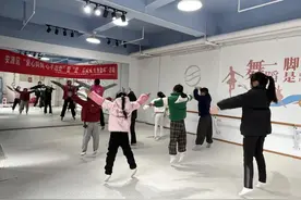 爱·乐成长 艺美童年（萍乡篇）丨美育同行，“爱心妈妈”为留守儿童点亮多彩童年图片