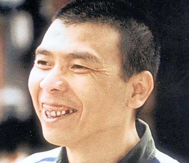 演都不演了！离婚谣言澄清后，冯小刚亲手撕下徐帆的“体面”