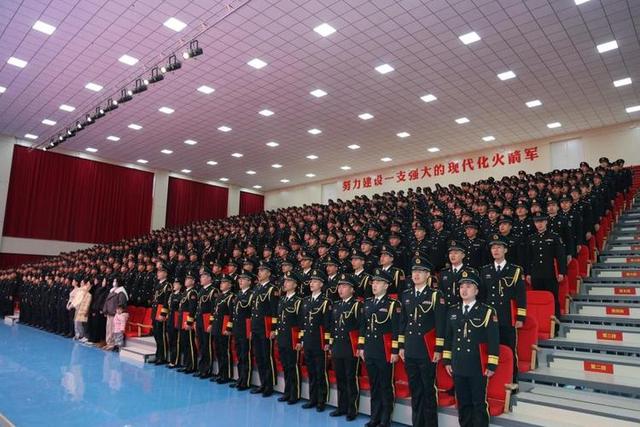 火箭军反腐大动作！倒查9年揪出采购黑幕	，74名专家终身禁入