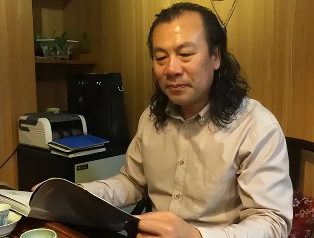 到底有多少犟种老头，活活气死在鉴宝节目现场？