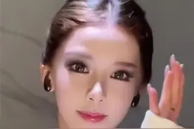 600万粉丝网红“迅猛龙”考入复旦！此前停播三个月备考，直播中分享考研成绩图片