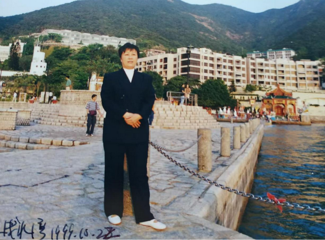 在自己的土地上——香港浅水湾