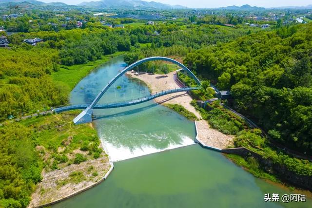 余杭的吴山公园已完美超越市区吴山广场，人文景观丰富又野趣横生