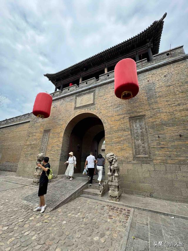 晋中一日游精华攻略：从王家大院到平遥古城