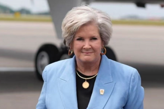 83岁拜登带病出山，第一个点名的就是中国，称有件事他很担忧