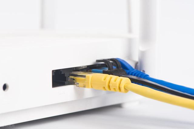 “路由器”要多久关闭一次？多亏宽带师傅提醒，才知我一直做错了