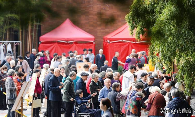 中国将迎来前所未有的死亡高峰，专家给出答案：是这些因素导致的