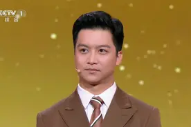 央视主持人大赛：金奖杨旭接受媒体采访，一句话引发网友广泛吐槽图片