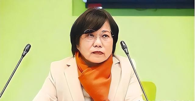 大陆发布26道警告	，赖清德家人已逃亡美国，洪秀柱：统一指日可待