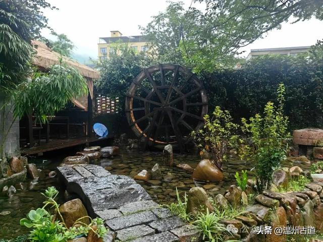 夏天你不能错过的浙南九寨沟！幽谷俊山，碧波荡漾，美得不像人间
