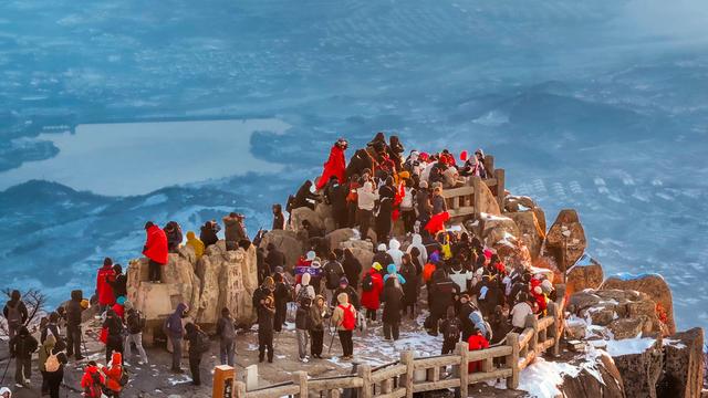 雪后泰山，仙境再现