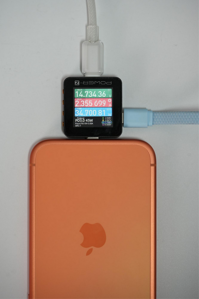 iPhone 17快充“绝配”！倍思同芯充Pro测评：45W满血充+同芯护机