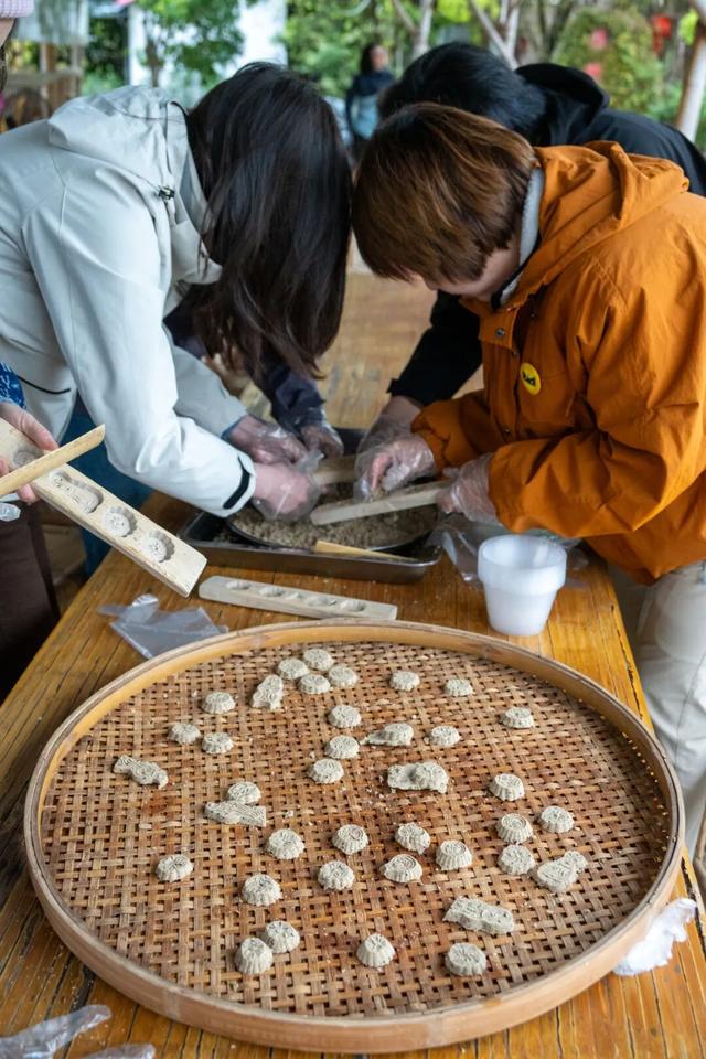 是时候放弃三亚了！改乘高铁去这里过暖冬！