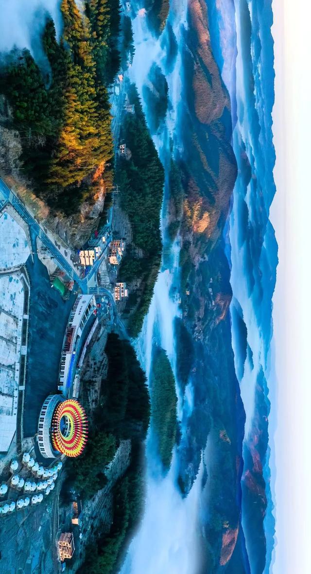 湖南海拔1300米的高山中藏着一个神秘村子,风景不输江西篁岭
