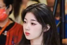 如何评价歌手单依纯？图片