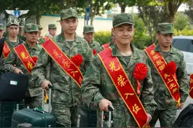 @2025年空军新战友 新兵入伍指南请查收！图片