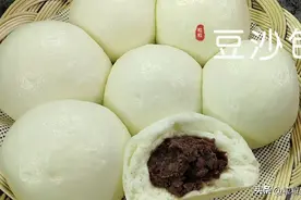 豆沙包如何做到又白又光滑？3次擀皮，1次发酵的完美配方图片