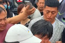 被拐23年的河南女孩回家啦，父亲摆30桌答谢亲朋邻居图片