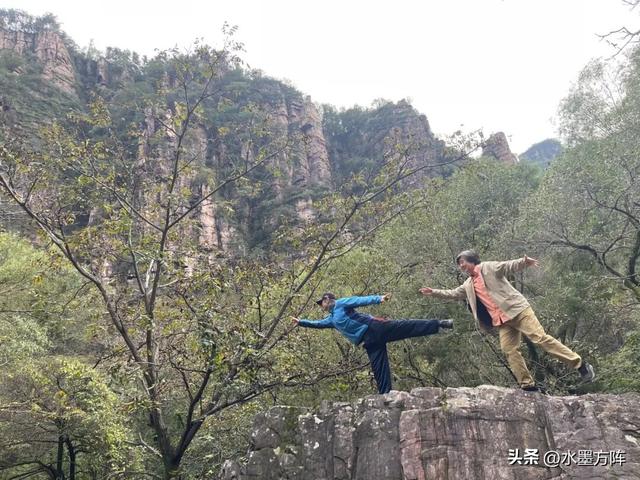 “自然观”名家采风与北京方阵艺术太行山写生基地挂牌